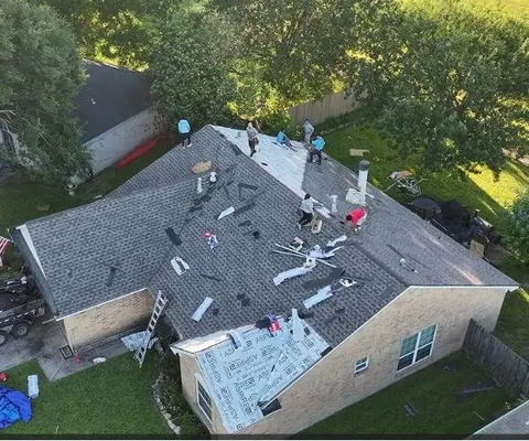 3 S Roofing crew on a roof installation, Houston, TX