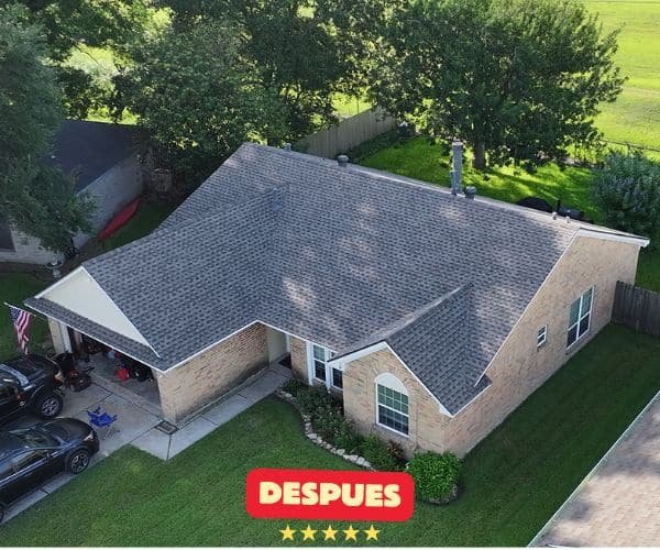 Reemplazo de techo en Houston después de la instalación-equipo-trabajando